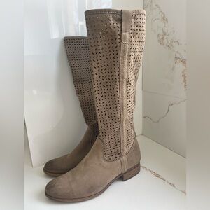 Simen knee high suede boots